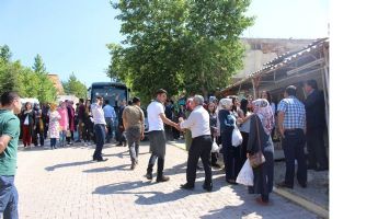 BATMANLILAR, EKİN&Ouml;Z&Uuml;&rsquo;NDE ŞİFA ARIYOR