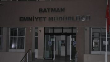 Batman'da 42 Polis G&ouml;revden Uzaklaştırıldı