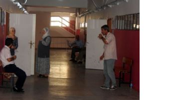 SECİME İLGİ BEKLENENDEN AZDI