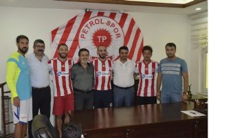 PETROLSPOR KADROSUNU G&Uuml;&Ccedil;LENDİRİYOR