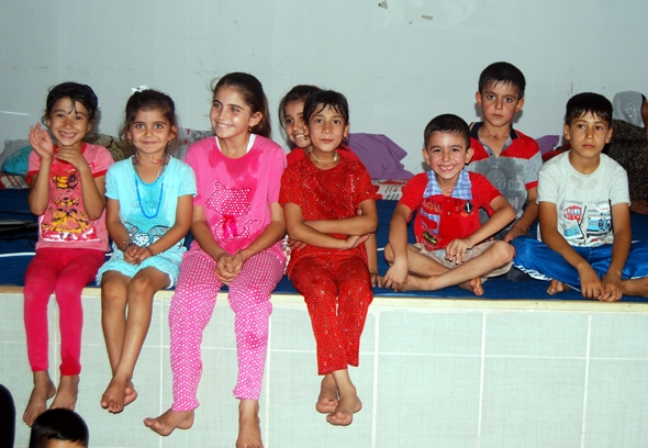 SAVAŞ MAĞDURU &Ccedil;OCUKLAR
