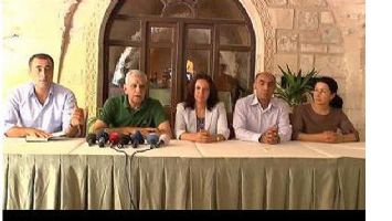 &Ouml;ZDEMİR, MARDİN&rsquo;DE TOPLANTIYA KATILDI
