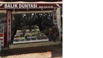 TEZG&Acirc;HLAR ŞENLENDİ