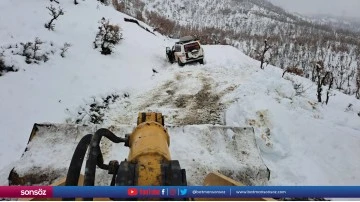 2 hasta ekipler tarafından hastaneye ulaştırdı