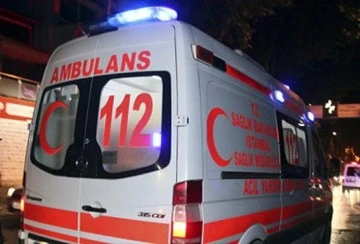 2 otomobilin &ccedil;arpıştığı kazada 5 kişi yaralandı