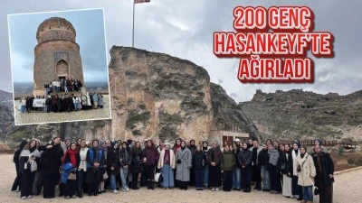 200 gen&ccedil;, Hasankeyf&rsquo;te ağırladı