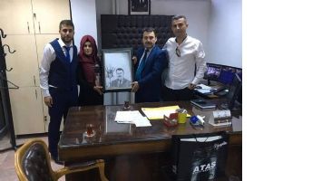 SASONLU ELİF&rsquo;TEN PTT M&Uuml;D&Uuml;R&Uuml;NE JEST