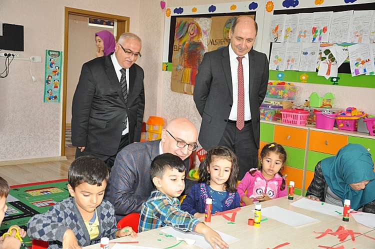 GENEL M&Uuml;D&Uuml;R GEN&Ccedil;OĞLU OKULLARI ZİYARET ETTİ