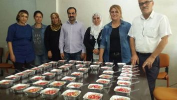 HDP&rsquo;DE AŞURE ETKİNLİĞİ D&Uuml;ZENLENDİ