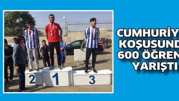 CUMHURİYET KOŞUSUNDA 600 &Ouml;ĞRENCİ YARIŞTI