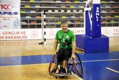 21 yıldır takımı i&ccedil;in m&uuml;cadele ediyor