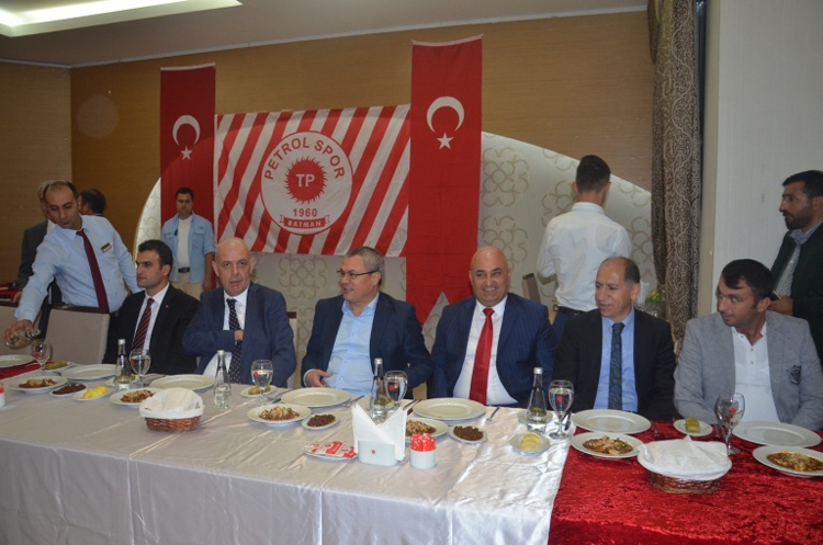 800 ADET BİLETTEN 71&rsquo;İ SATILDI!