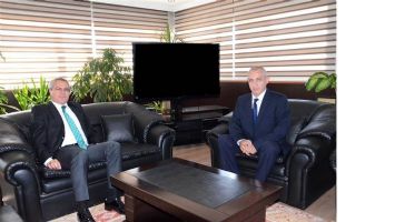 VALİ, EMNİYET M&Uuml;D&Uuml;R&Uuml;N&Uuml; ZİYARET ETTİ
