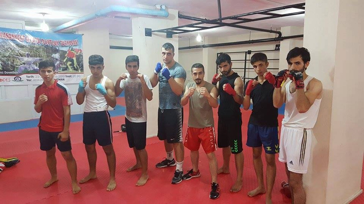 BATMANLI BOKS&Ouml;RLER MALATYA YOLCUSU