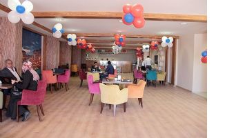 GRAND CAFE, KONUKLARINI BEKLİYOR