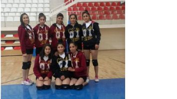 &Ccedil;&Ouml;Z&Uuml;M TEMEL LİSESİ, ŞAMPİYON OLDU