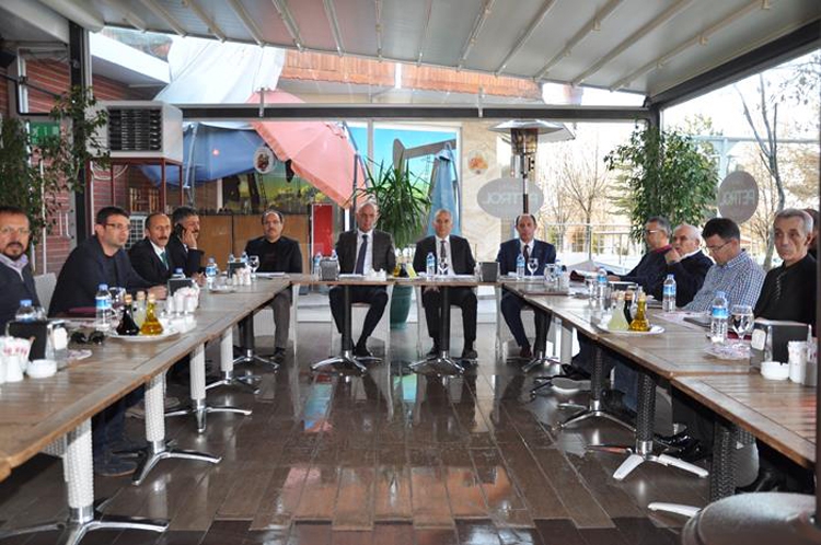 AKSOY, BELEDİYE BİRİM M&Uuml;D&Uuml;RLERİ İLE BULUŞTU