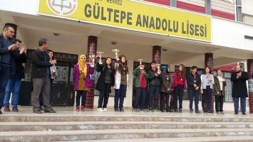 G&Uuml;LTEPE ANADOLU, KUPALARI KAPTI