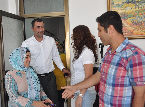 EŞBAŞKANLAR İHD&rsquo;Yİ ZİYARET ETTİ