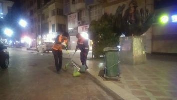 G&Uuml;LİSTAN CADDESİNDE GECE TEMİZLİĞİ