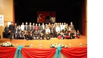 OTİZMLE &Ccedil;OCUKLAR, SAHNEDE ŞOV YAPTI