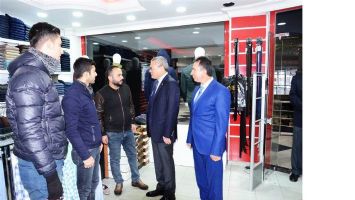 VALİ, CUMHURİYET BULVARINDA ESNAF ZİYARETİ YAPTI