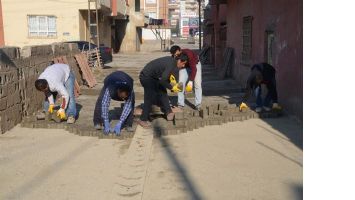 PARKE SERİMİ ARALIKSIZ S&Uuml;R&Uuml;YOR