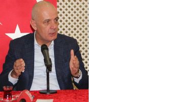 &ldquo;K&Uuml;T&Uuml;PHANELER, TOPLUMSAL DEĞİŞİMLERDEN ETKİLENİR&rdquo;