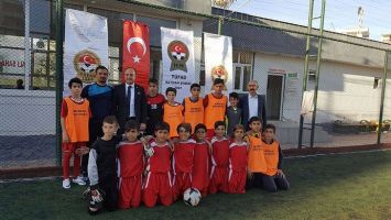 MİNİK FUTBOLCULAR ANTALYA YOLCUSU