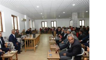 VALİ, K&Ouml;Y MESAİSİNDE&hellip;
