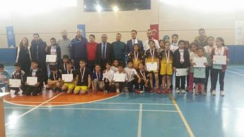 BADMİNTON&rsquo;DA FİNALDEYİZ&hellip;