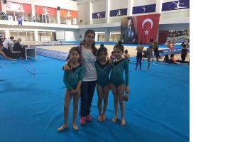 MİNİK JİMNASTİK&Ccedil;İLERİMİZ, MERSİN&rsquo;DE YARIŞTI