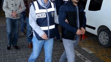 INTERPOL'DEN ARANAN 2 KİŞİ BATMAN'DA YAKALANDI