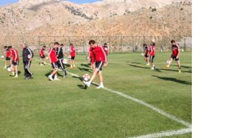 PETROLSPOR LİGE HAZIR