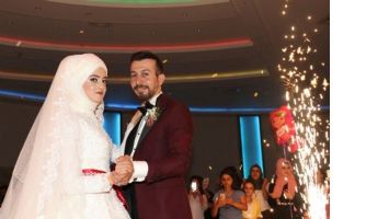 D&Uuml;Z AİLESİNİN MUTLU G&Uuml;N&Uuml;