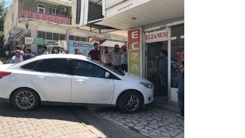 UNUTULAN EL FRENİ, KAZAYA YOL A&Ccedil;TI