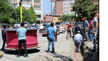 DİCLE ELEKTRİK YATIRIMLARINA DEVAM EDİYOR