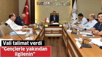&ldquo;GEN&Ccedil;LERLE YAKINDAN İLGİLENİN&rdquo;