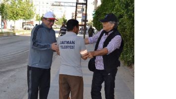 DR. AHMET YILDIZ ARAMIZDA