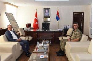 KOMUTANA HAYIRLI OLSUN ZİYARETİ