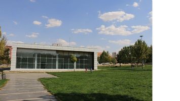 NİK&Acirc;H SALONU, 1 MİLYON TL&rsquo;YE MAL OLDU
