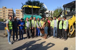 ASFALT MAKİNESİNE KURBAN KESİLDİ