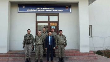 ASKERE MORAL ZİYARETİ