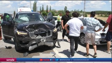 3 aracın karıştığı kazada 4 kişi yaralandı