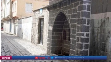 3 tarihi &ccedil;eşmede yeniden su akmaya başladı