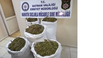OTOPARKTA UYUŞTURUCU OPERASYONU