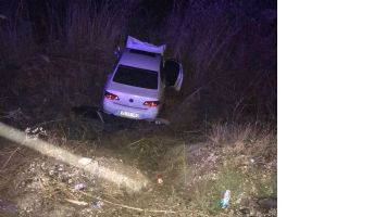 OTOMOBİL, TRAKT&Ouml;RLE &Ccedil;ARPIŞTI: 6 YARALI
