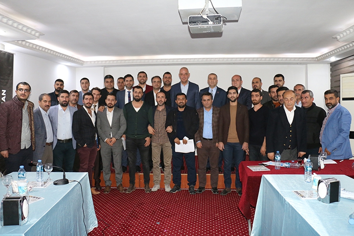 AKSOY, DOST MECLİSİNİN KONUĞUYDU