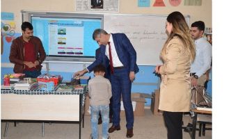 TOPRAK, &Ouml;ĞRENCİLERLE KİTAP OKUDU