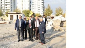 Rekt&ouml;r, Başkan Vekili Atilla ile g&ouml;r&uuml;şt&uuml;